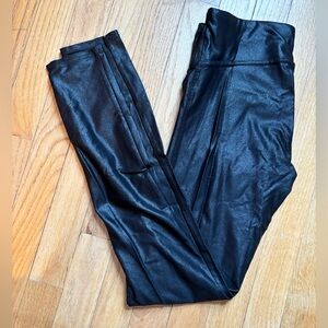 Retro Gong Women’s Faux Leather Leggings Medium